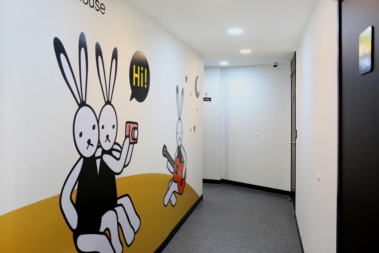 24 Guesthouse Yeosu Exteriör bild