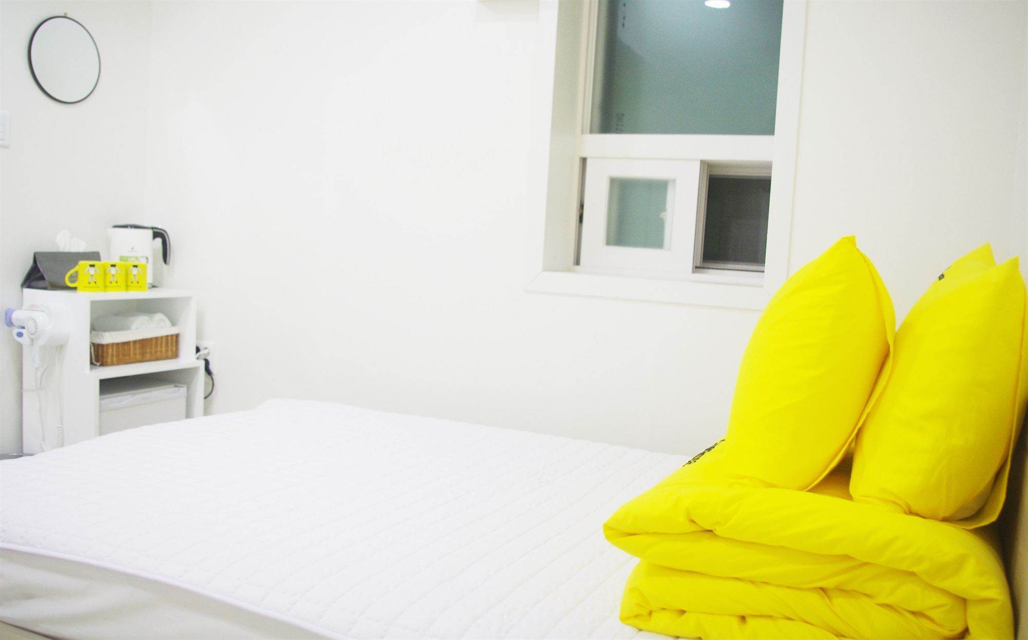 24 Guesthouse Yeosu Exteriör bild