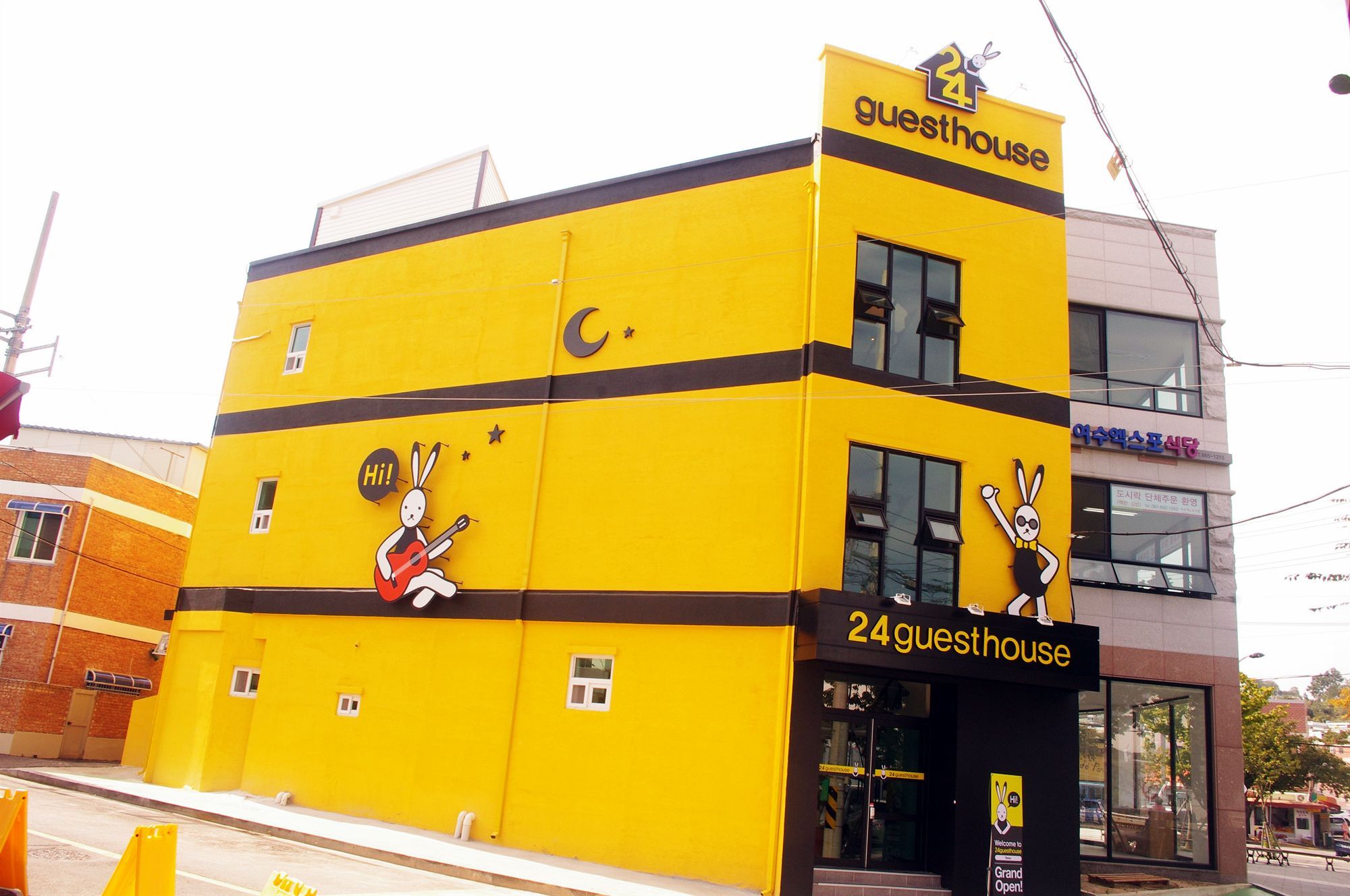 24 Guesthouse Yeosu Exteriör bild